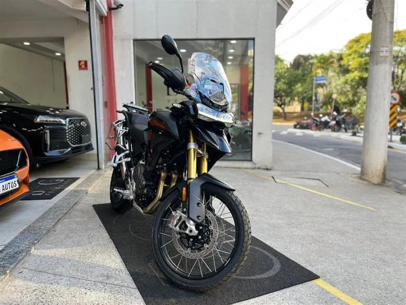 TRIUMPH TIGER 1200 BLACK EDITION  - Foto 2