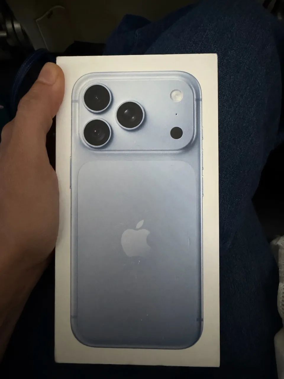 iPhone 18 pro azul  - Foto 3