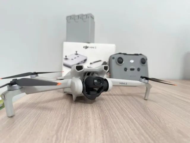 Drone DJI MINI 3 - Combo com 3 baterias