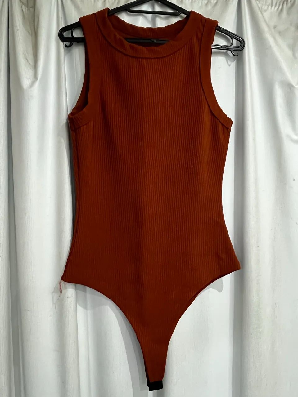 Body marrom 