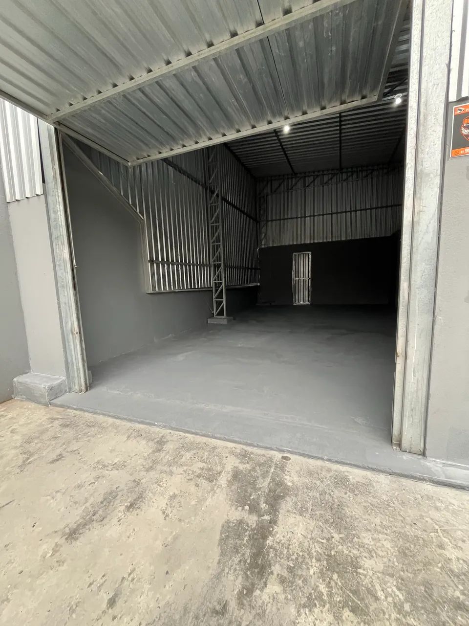 INDISPONÍVEL Alugo GALPÃO 70m2 com pé direito 6 metros  - Foto 4