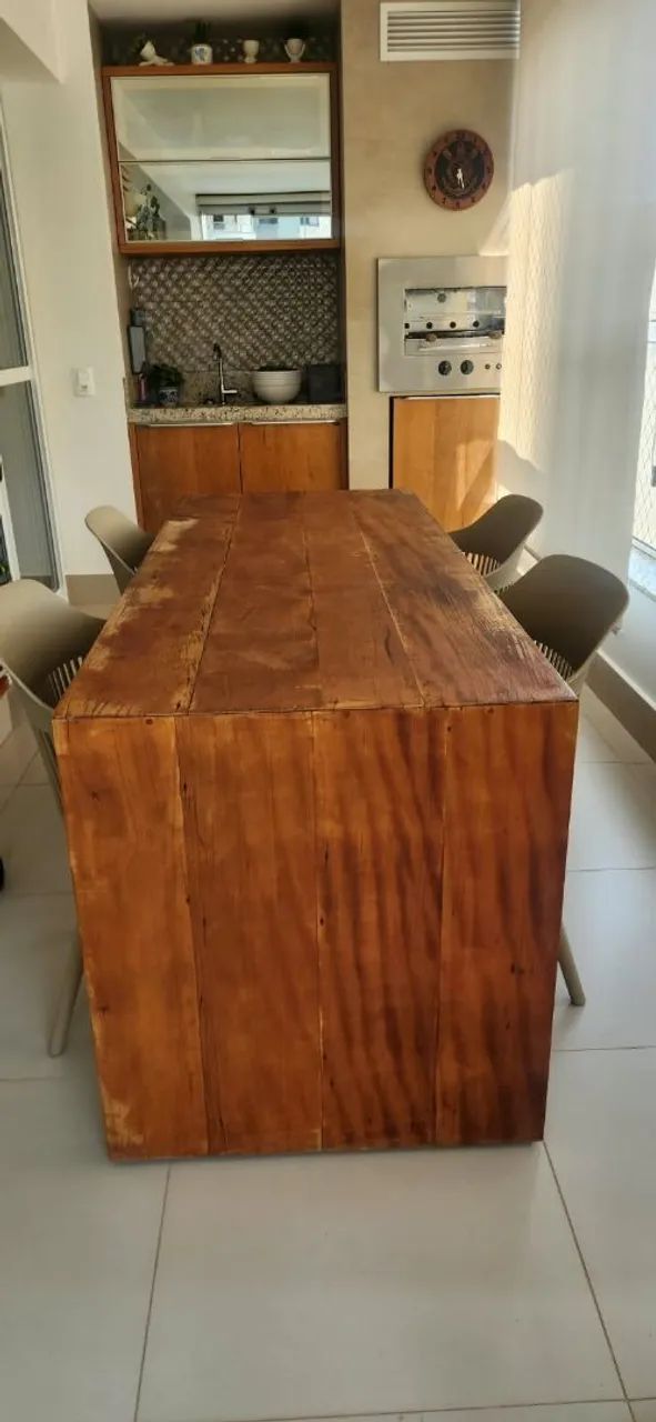 Mesa Rústica de madeira 