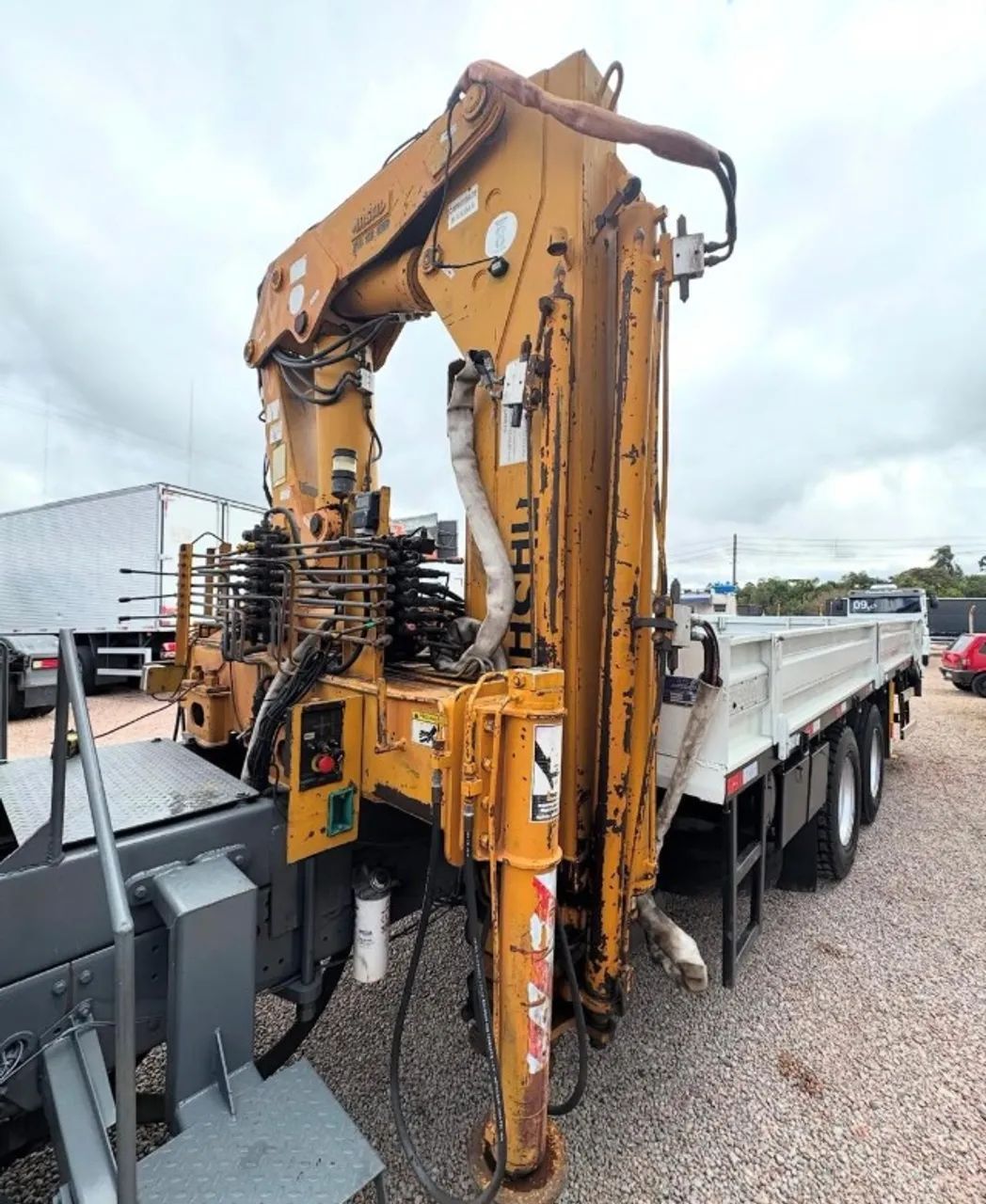 Iveco tector 240e28 Munck 35T - Foto 8