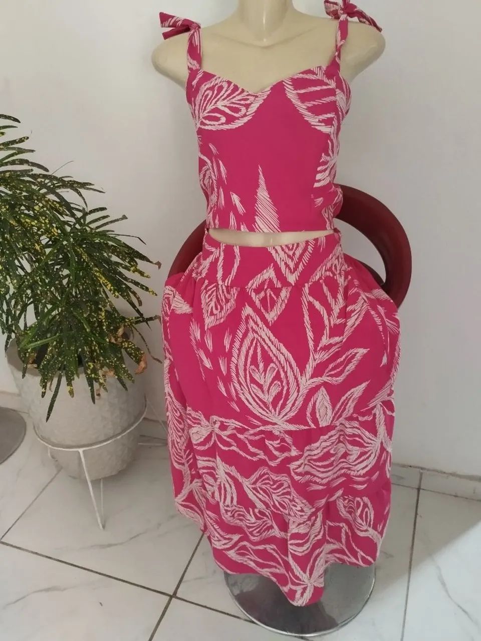 Vendo vestidos seminovos - Foto 2