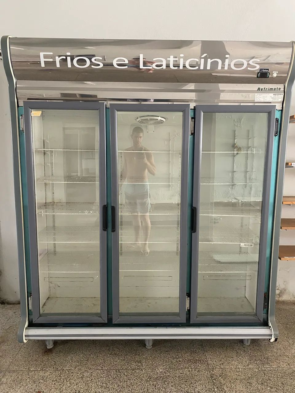 Geladeira Expositor 3 portas 