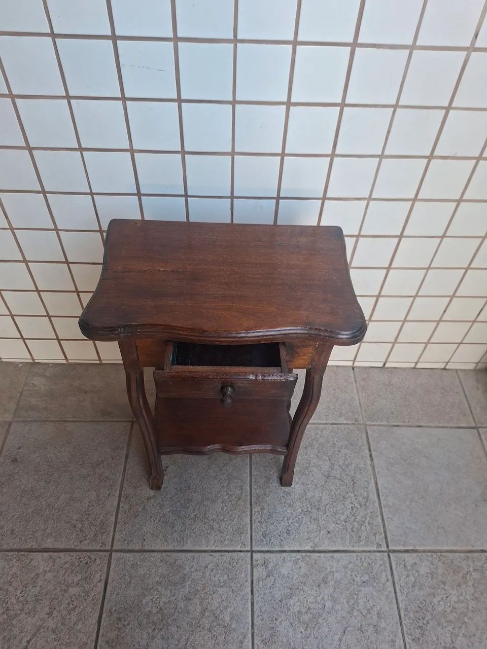 MOVEL COLONIAL 