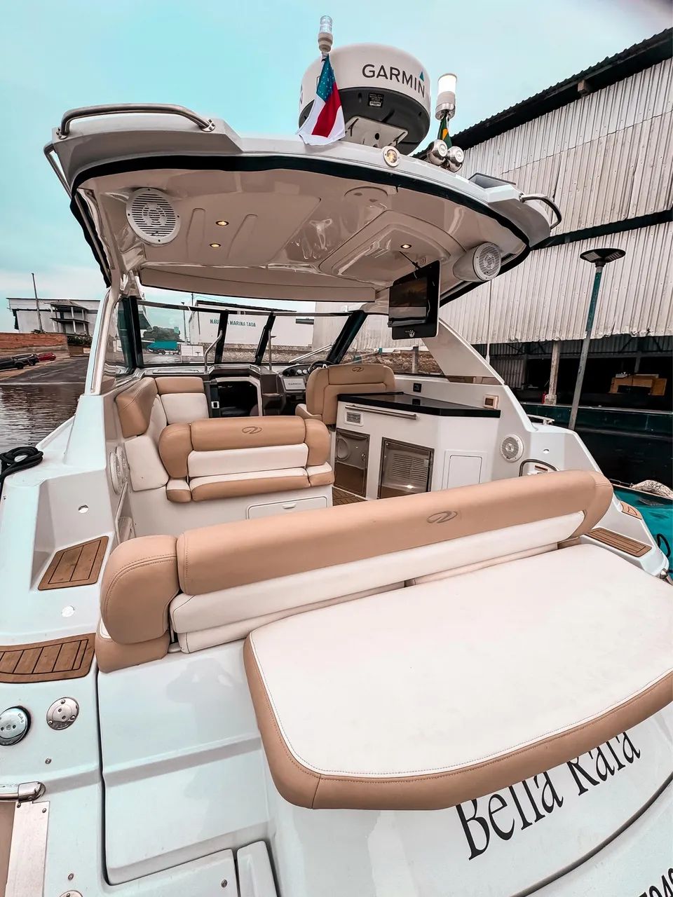 Lancha Regal 35 Sport Coupé  - Foto 5