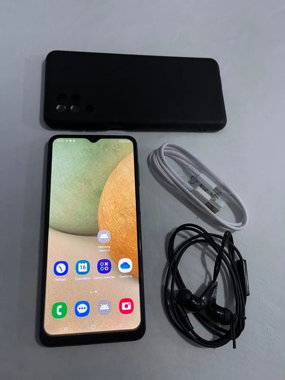 Samsung Galaxy a12 top