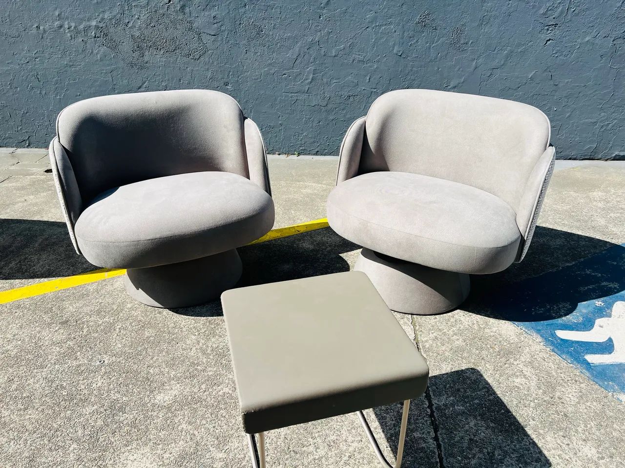 Poltrona designer giratória - Foto 3