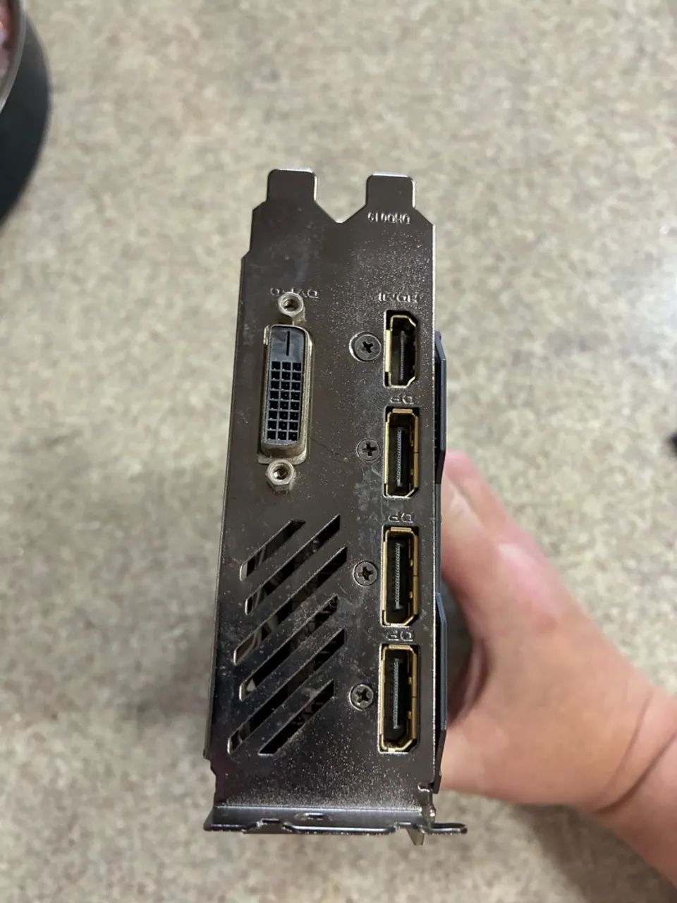 RX 570 4GB DDR5 Gigabyte - Foto 3