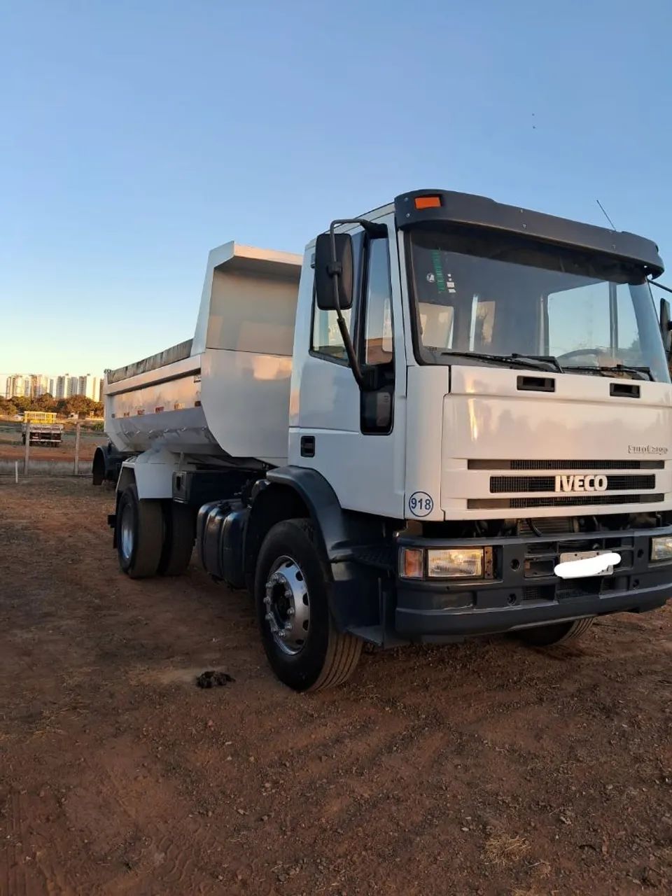 IVECO 170E22 - ANO 2011 - Foto 5