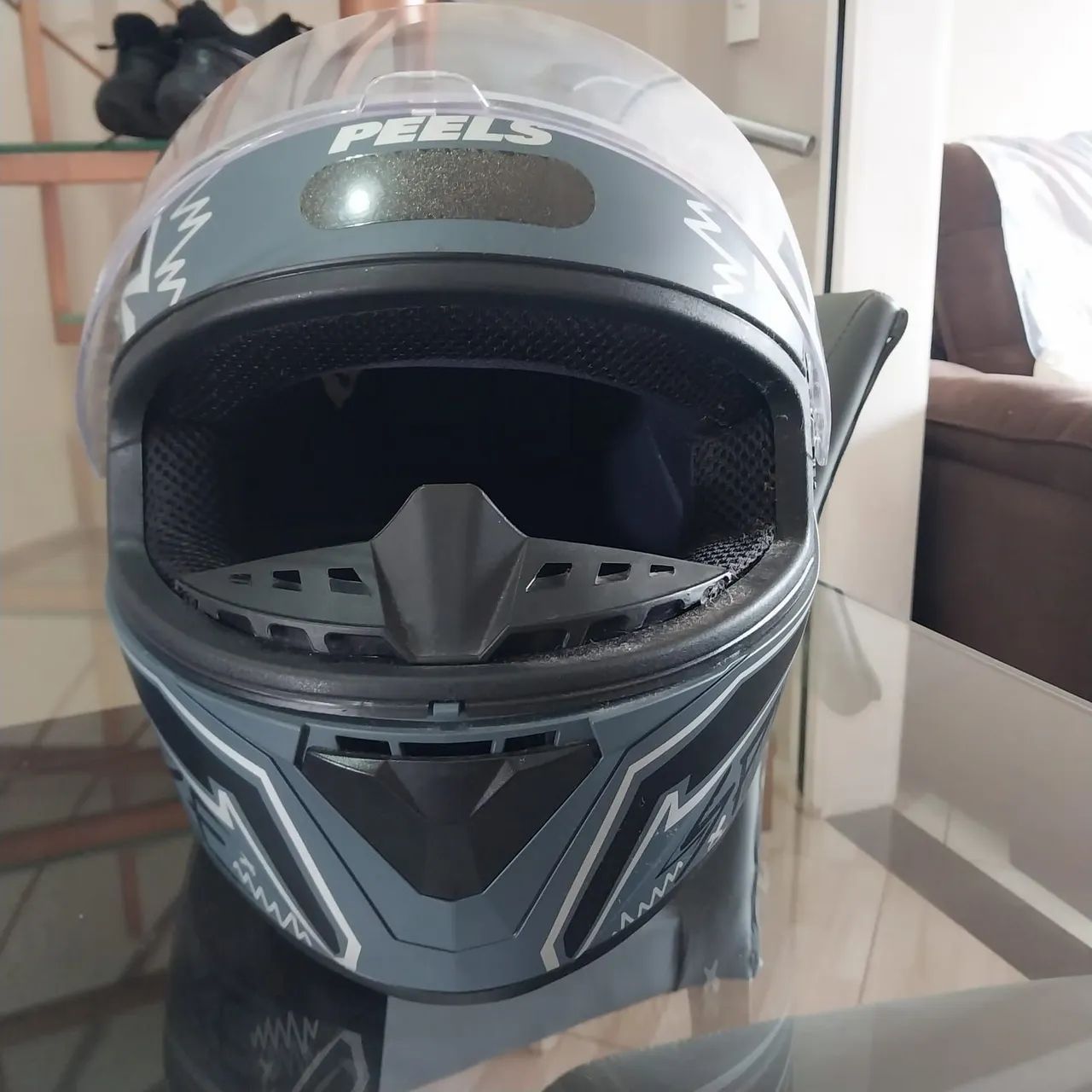 Capacete PEELS Spike 2 N°62 novinho