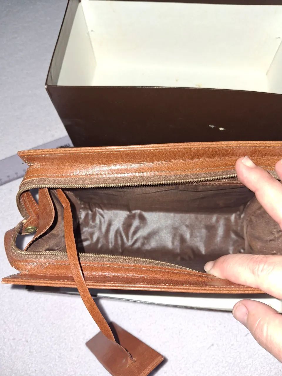Bolsa de mao nova, original em couro H. STERN.  Vintage. - Foto 5