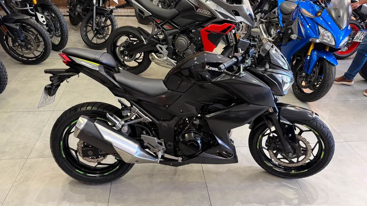 KAWASAKI Z300 - Foto 4