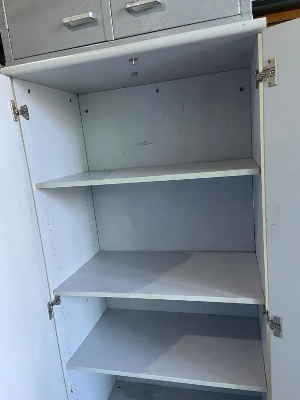 ARMÁRIO DE MADEIRA PARA ESCRITÓRIO - Foto 3