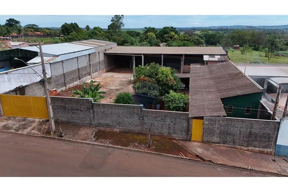 Galpão Industrial à Venda em Araras, SP com 1.290Metros.