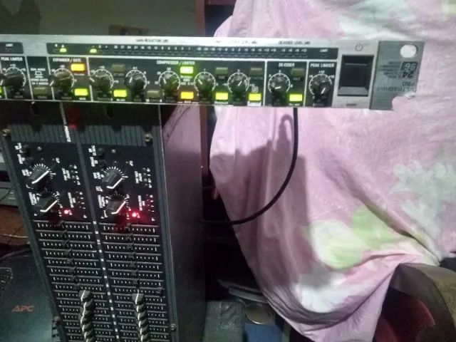  Compressor Behringer Mdx2600 Composer Pro-xl (Usado) Compressor Behringer Mdx2600 Compose - Foto 4