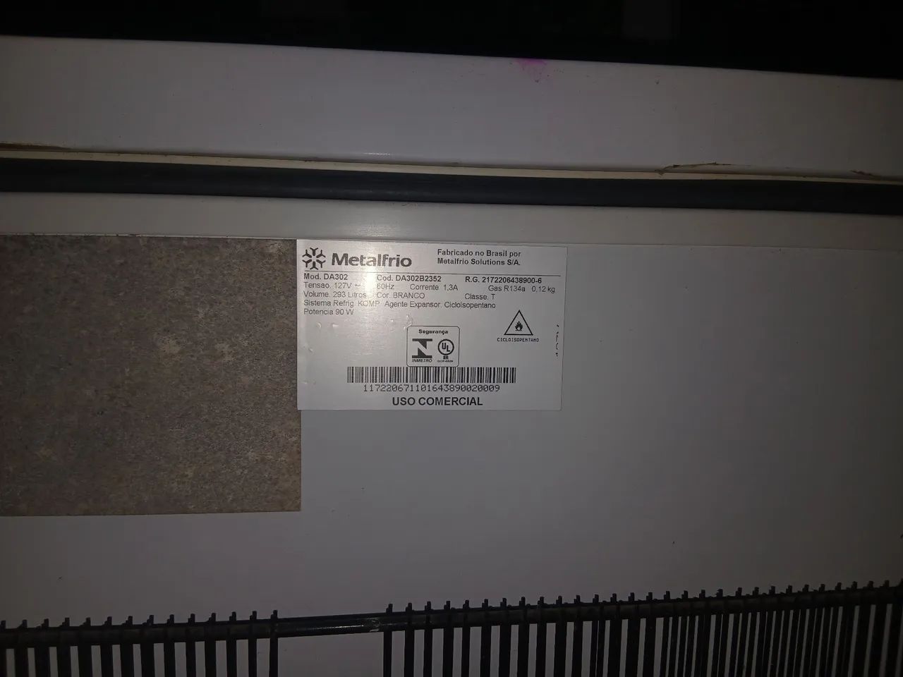 Aluga-se freezer horizontal 127v 293 litros  - Foto 3