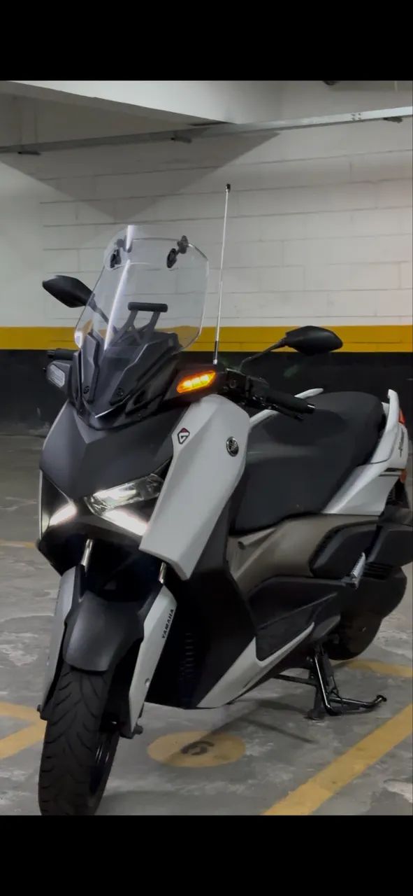 Xmax 2025 impecável 