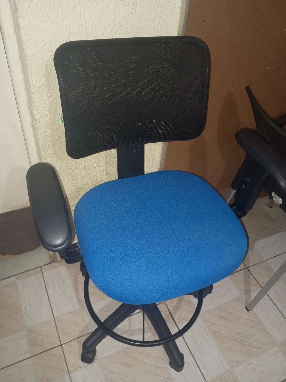Cadeira giratória  - Foto 2