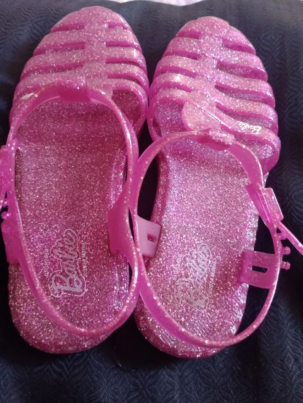 Sandália infantil Barbie com glitter  - Foto 4