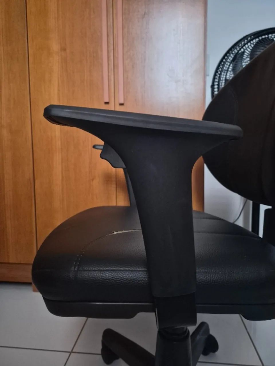 Cadeira Executiva Back System - Plaxmetal (Couro) - Foto 5