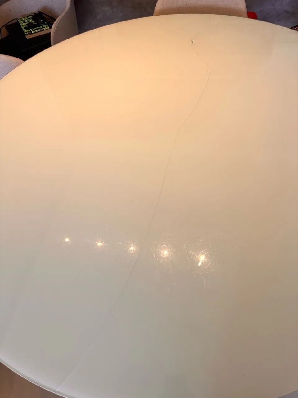Mesa de Jantar redonda TokStok 1,35 diâmetro - Foto 3