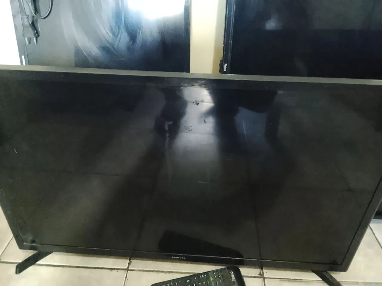 Lote de Tvs led para sair logo 
