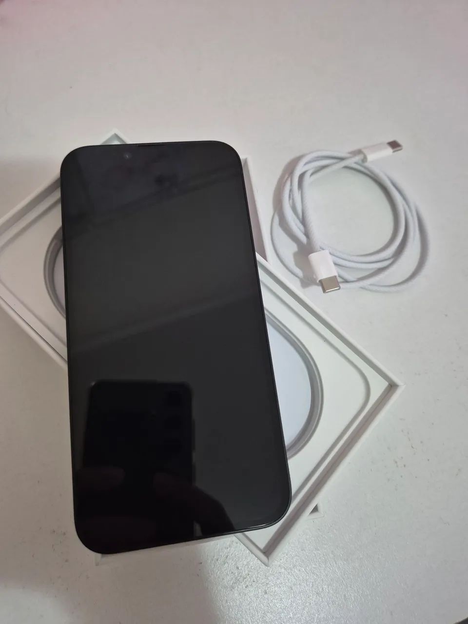 Iphone 16e  - Foto 2
