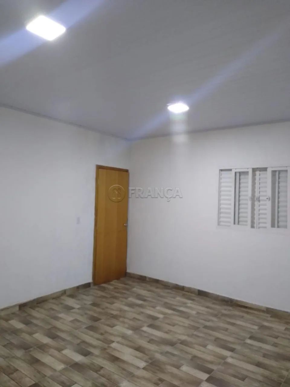 CHACARA EM PARAIBUNA 375 m² DE TERRENO!!!