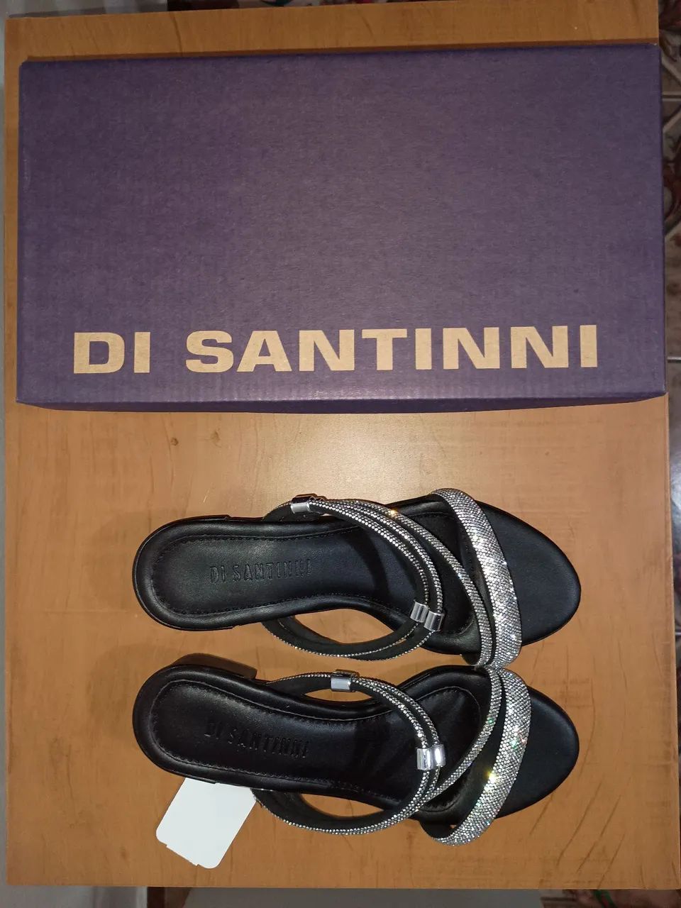 Sandália feminina com strass  - Foto 4