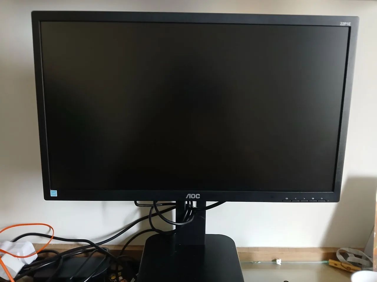 Monitor AOC 21"