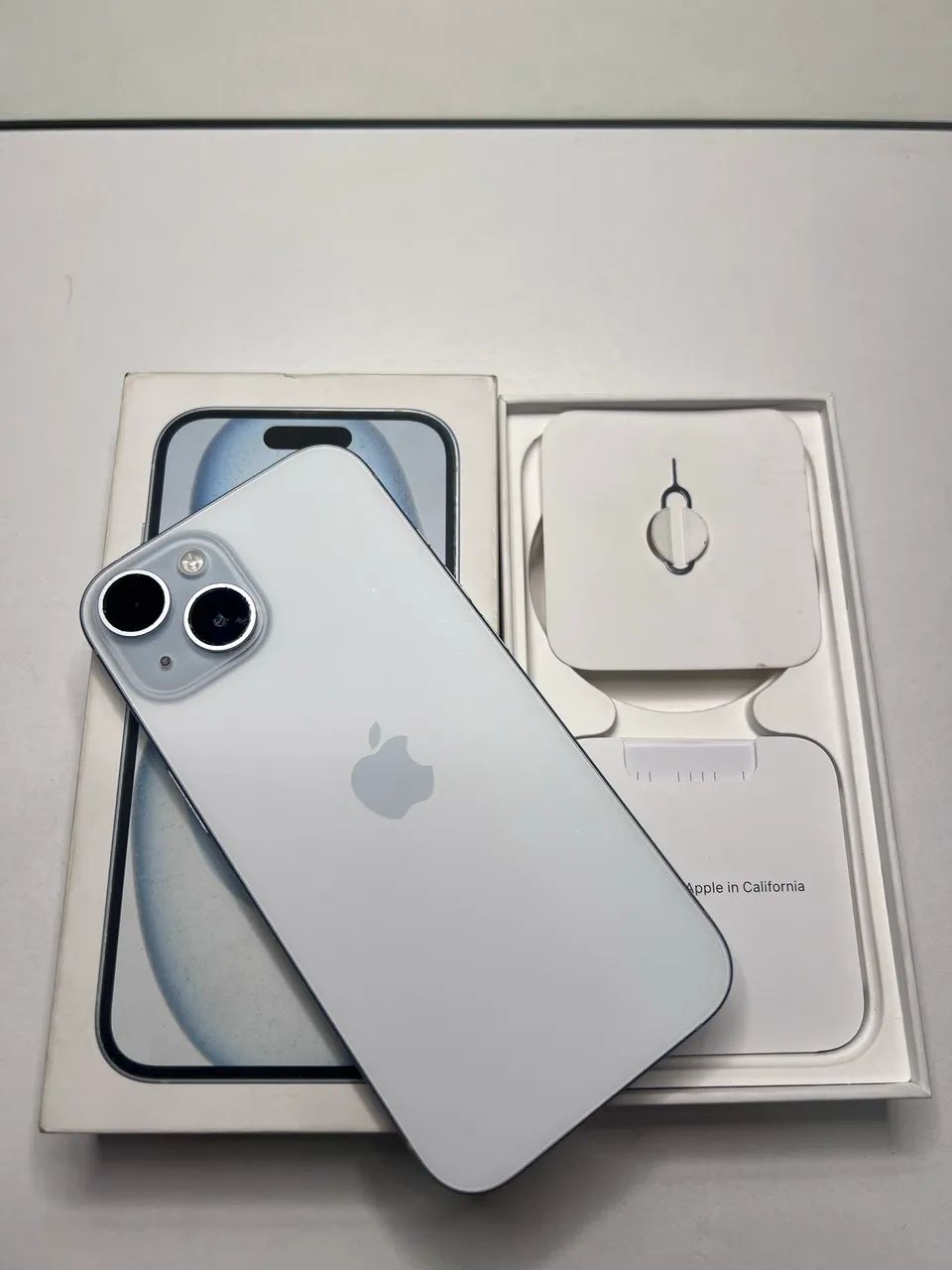 Iphone 15 impecável!