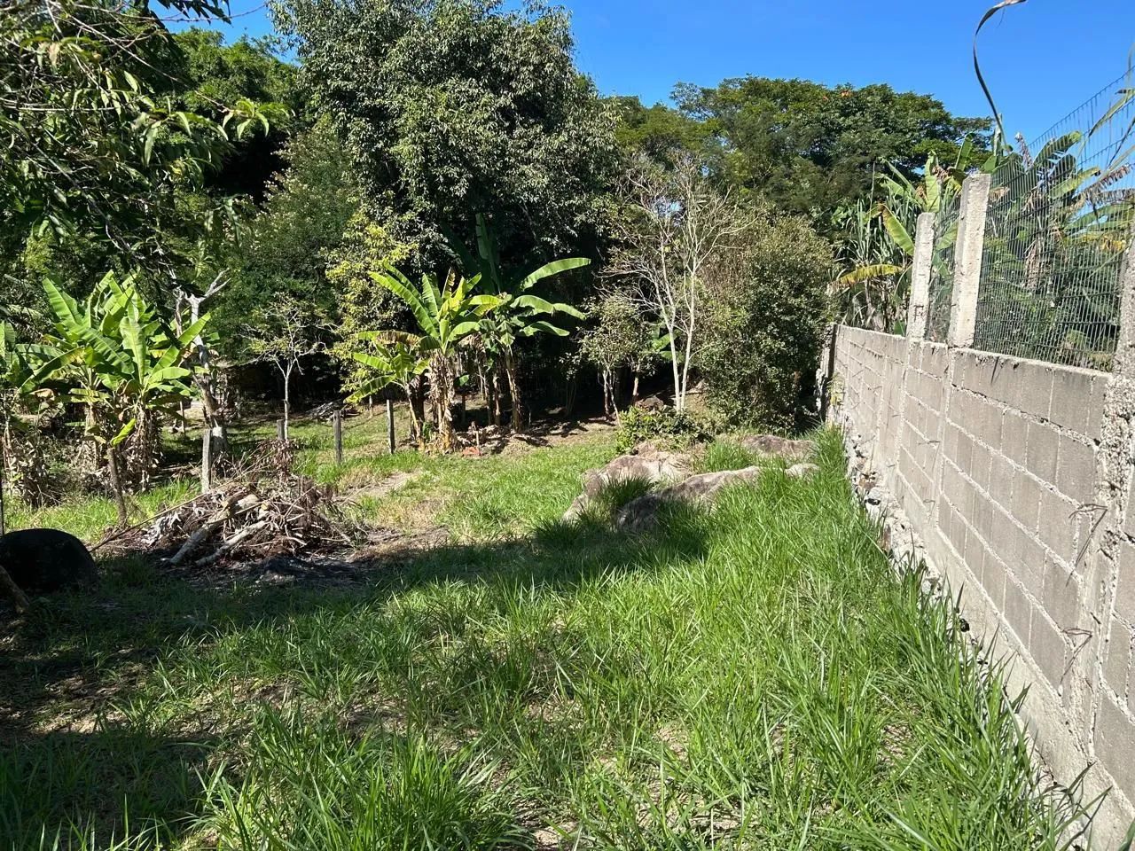 Lindo terreno com casa em Itataia 
