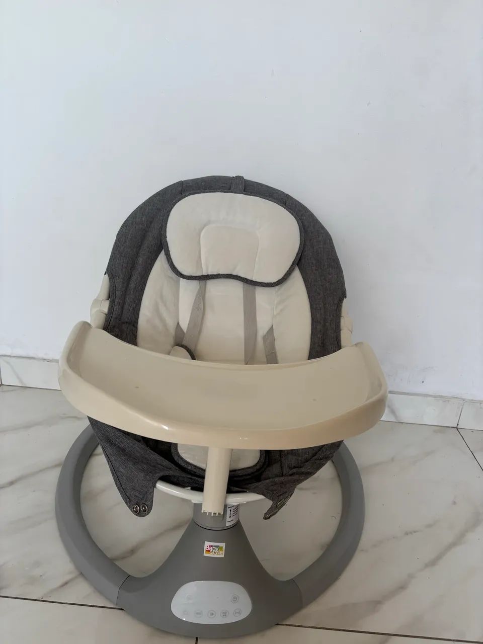 Cadeira de Balanço Elétrica Automática para Bebê - Impecável (Usada 3x) - Foto 3