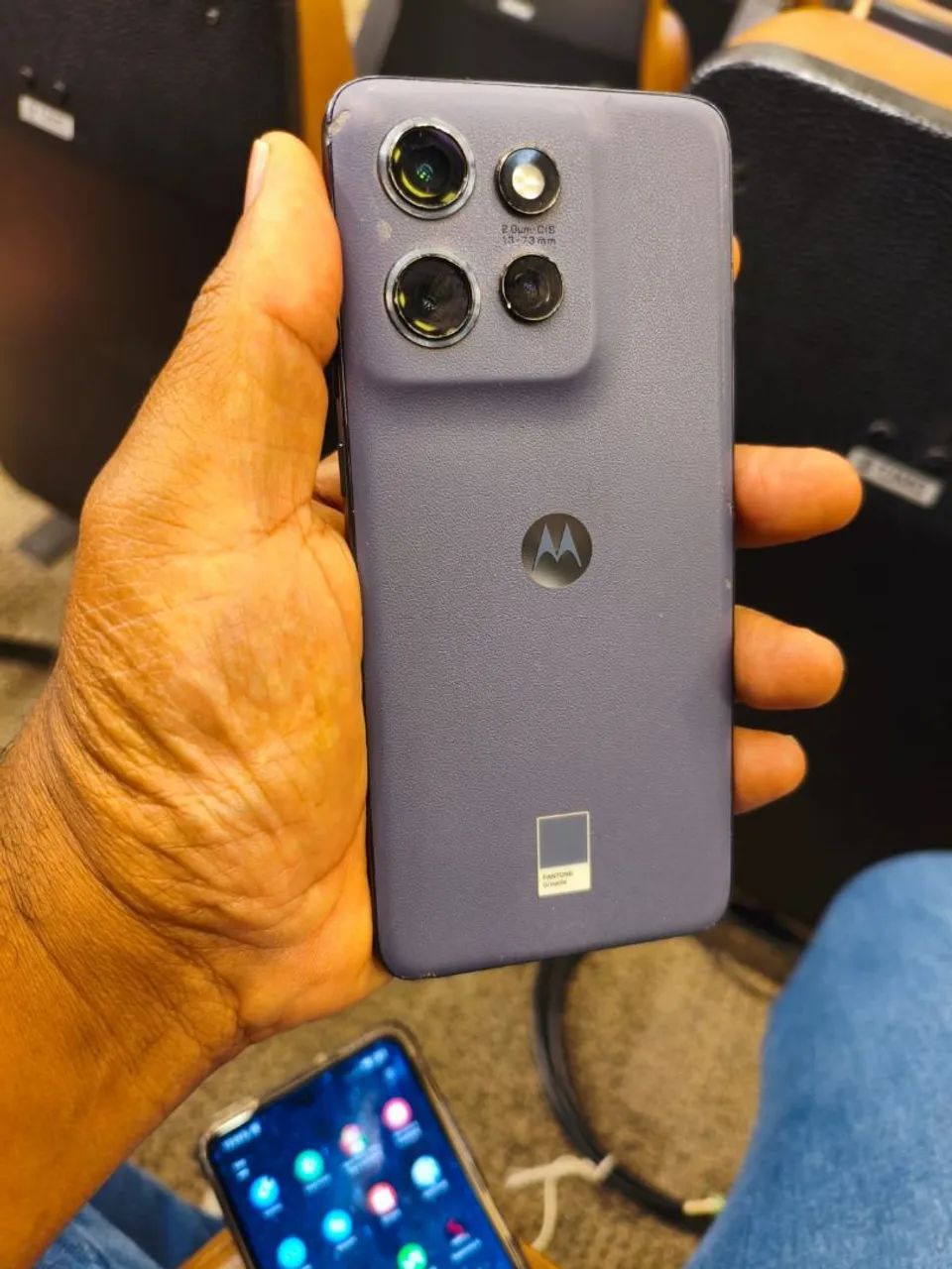 Motorola Edge 50 neo leia o anúncio. - Foto 4