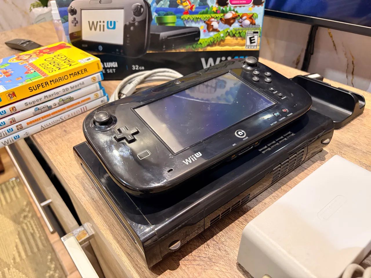 Nintendo WiiU Deluxe Set 32GB + JOGOS - Consoles de Vídeo Game