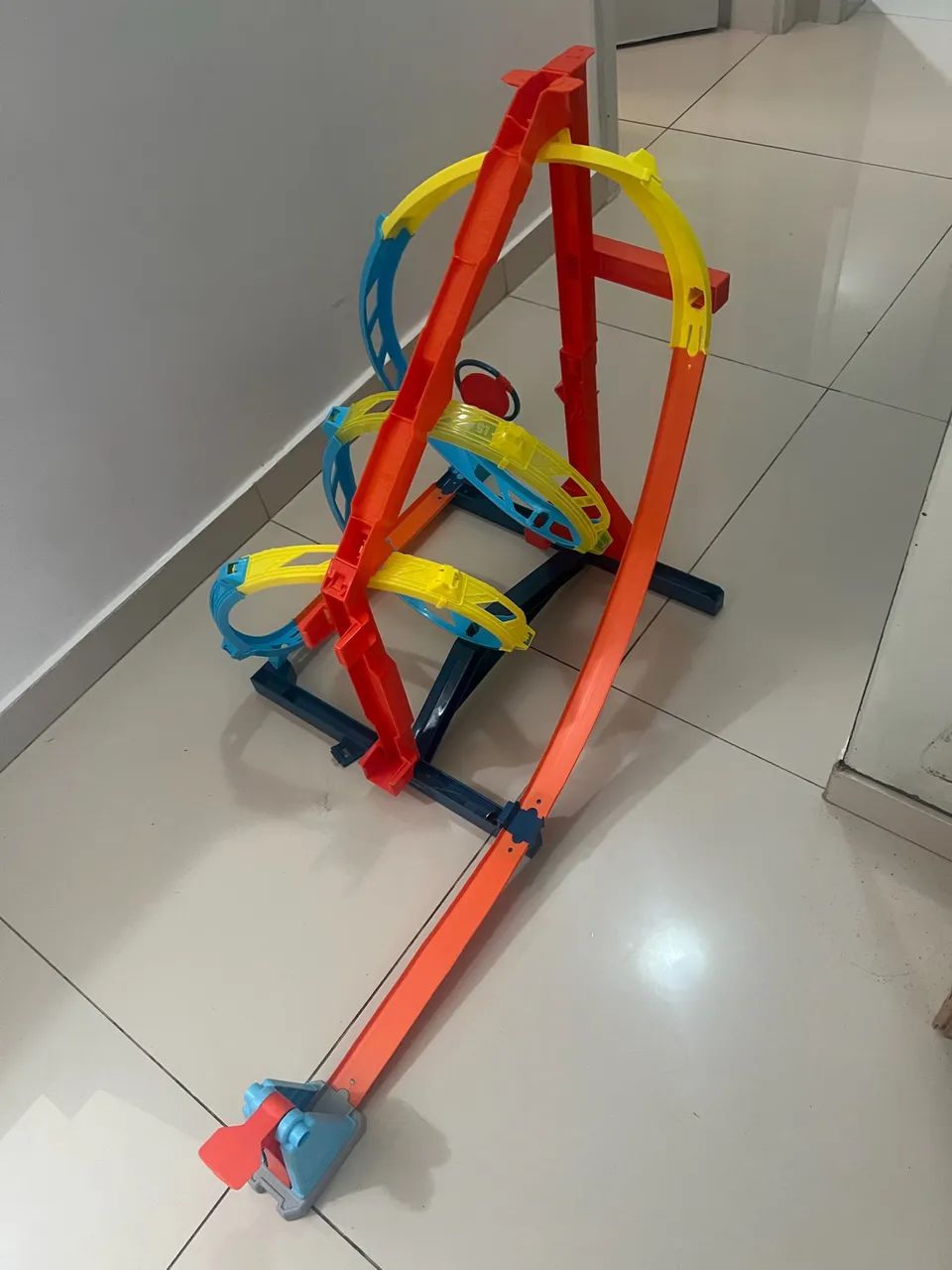 Hot Wheels Track Builder Unlimited Corkscrew Twist Kit . - Foto 3