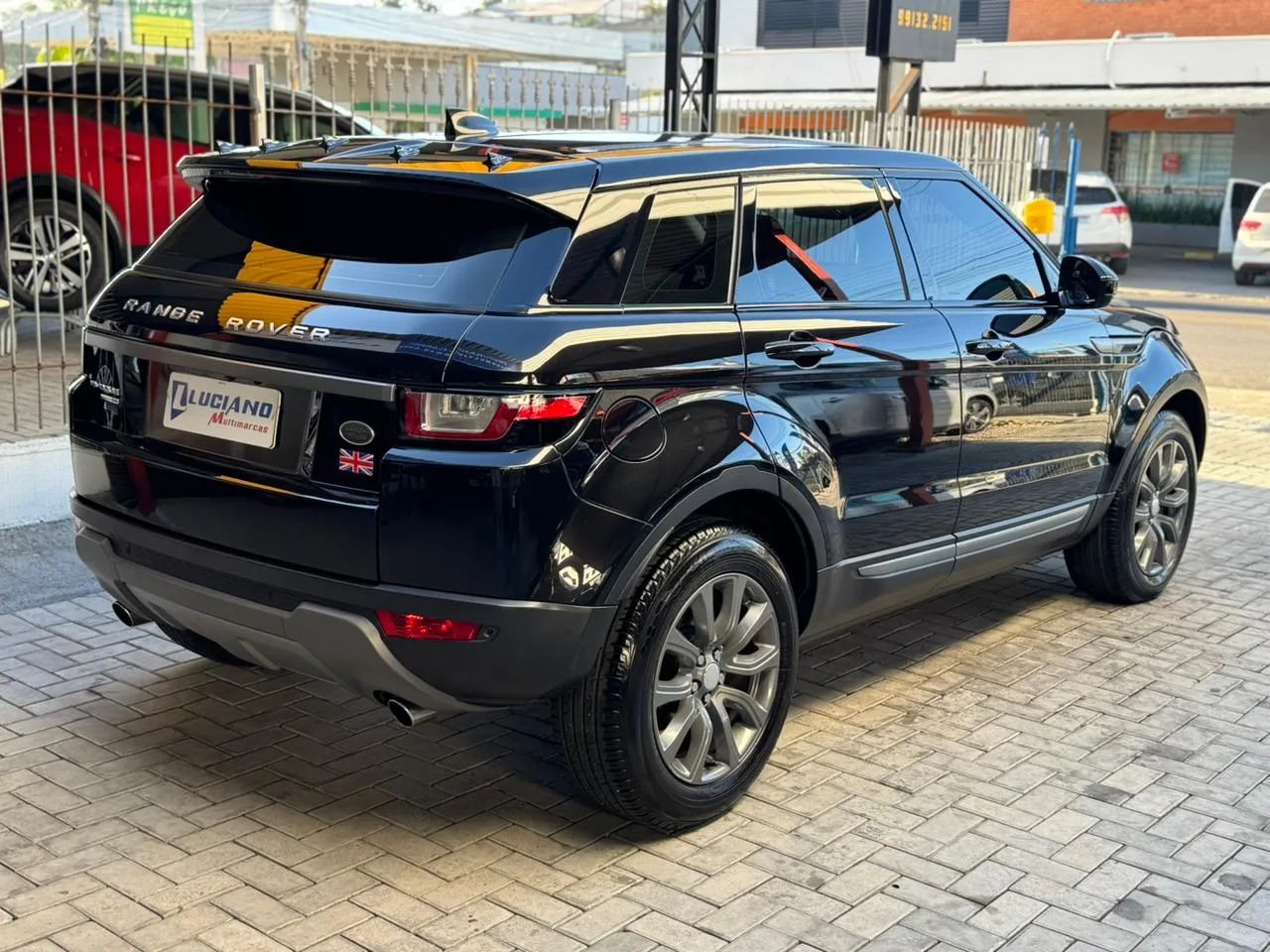 Land Rover Range Rover Evoque SI4 SE 2.0 Aut. 5P 2017 - Foto 4