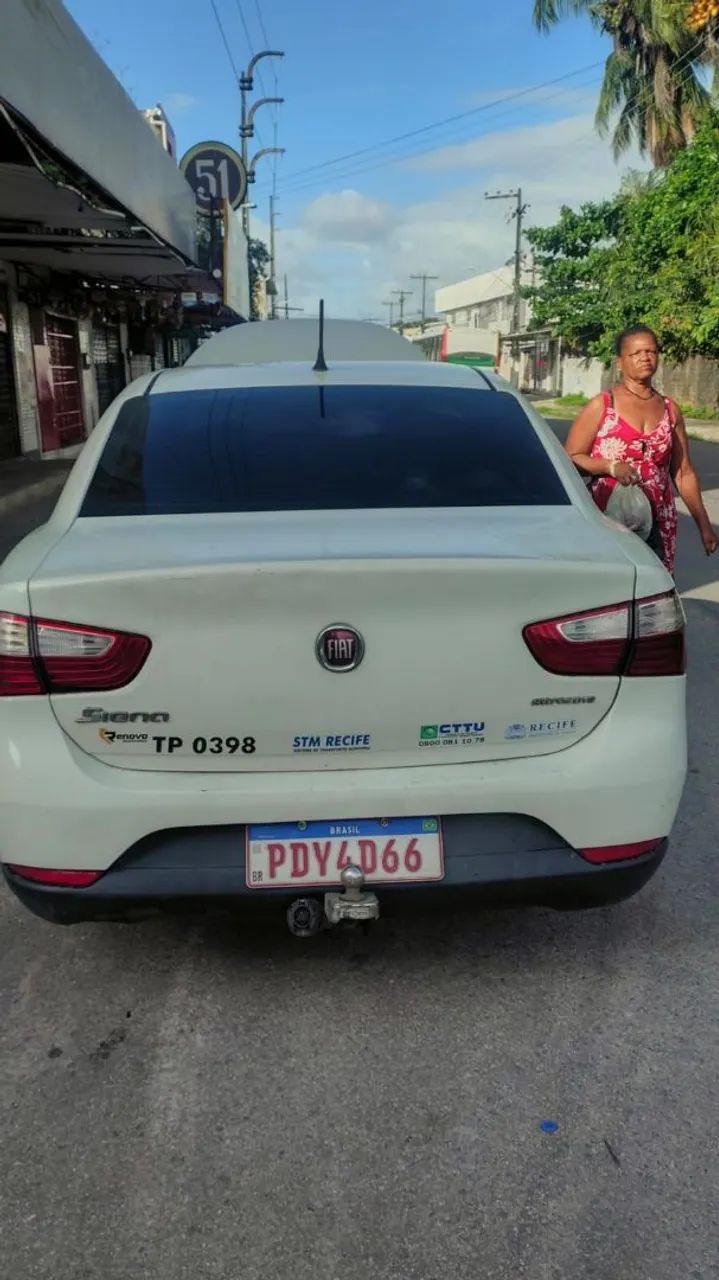 Fiat Grand Siena ATTRACTIVE 1.0 FLEX 8V 4P 2018