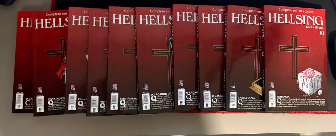 Coleção completa Hellsing Mangás - Foto 2