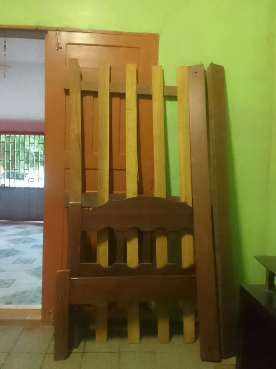 Estrato de cama de solteiro