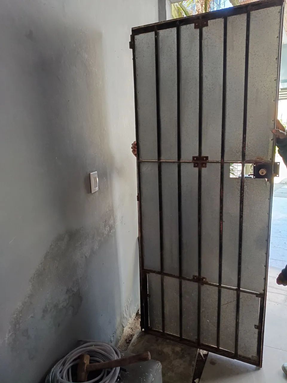 PORTÃO COM GRADE/ BARBADA - Foto 3