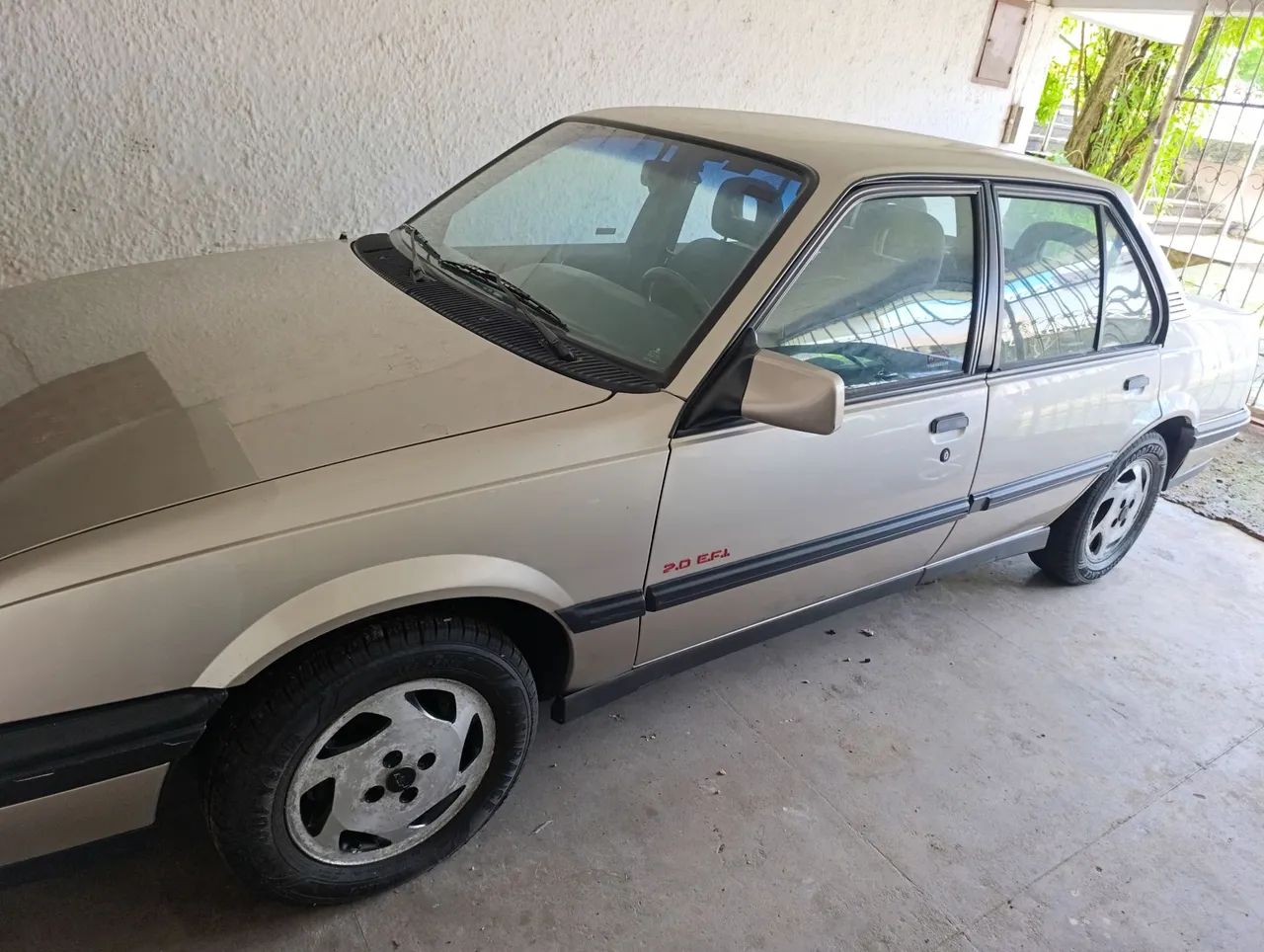 Chevrolet Monza GLS/ Hi-tech 2.0 EFI 2P E 4P 1995
