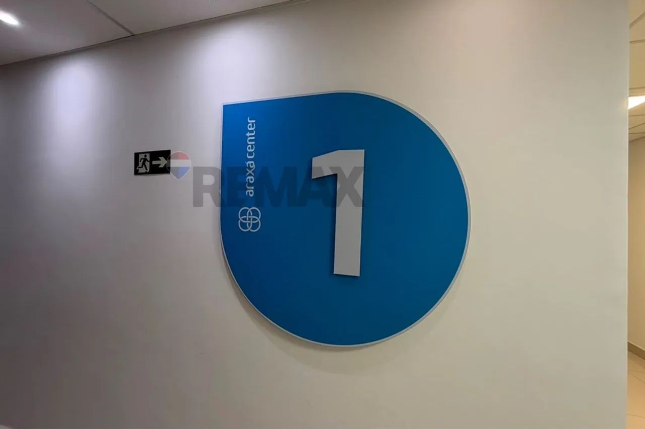 Sala Comercial com 450m² na Vila Silvéria, Araxá - Foto 3