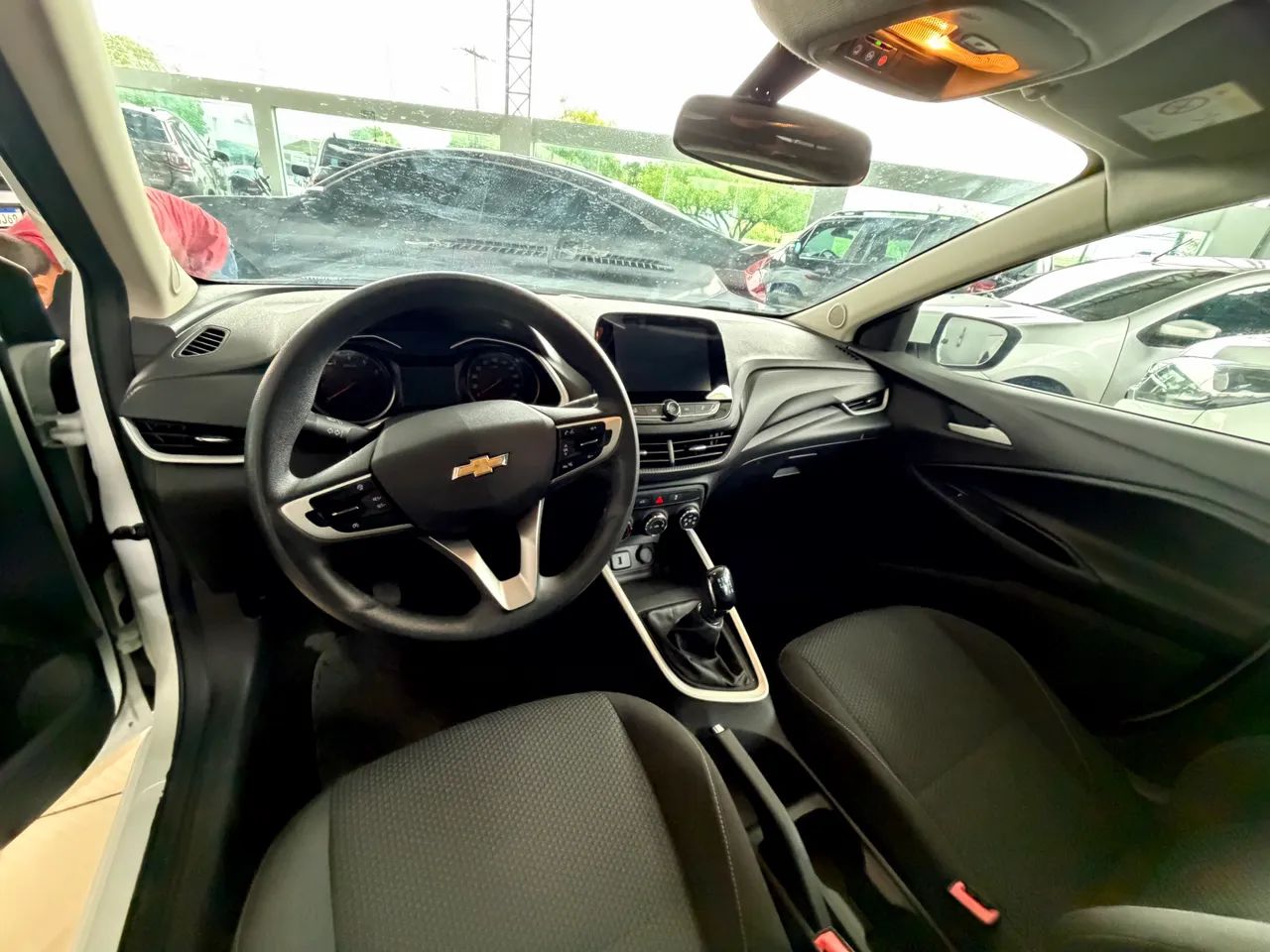 Chevrolet Onix Hatch LT 1.0 12V Flex Mec. 4P 2024 - Foto 5