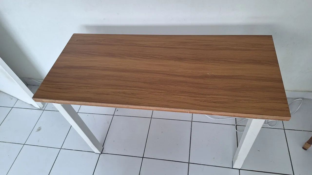 Mesa de trabalho e cadeira  - Foto 2