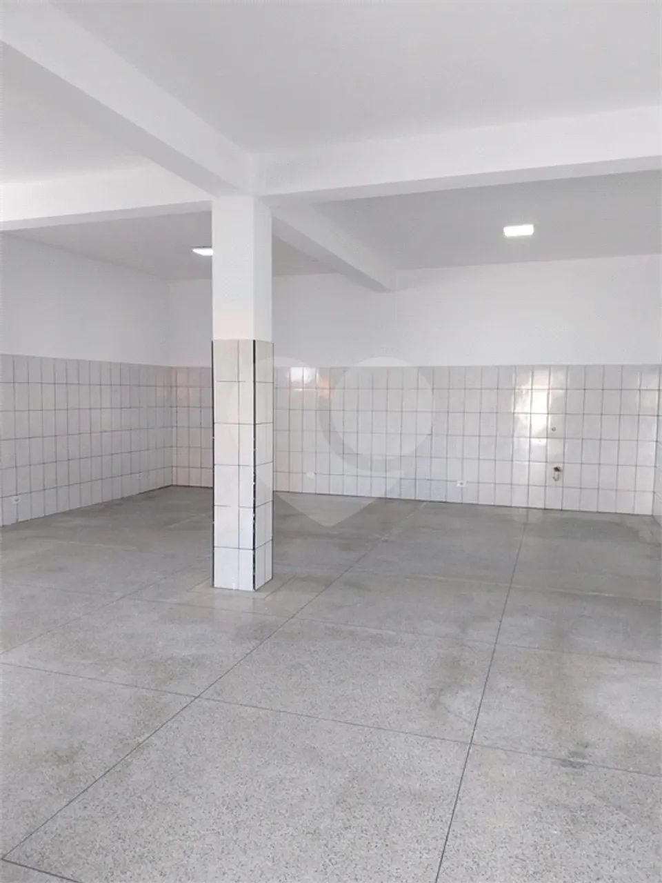 Salão comercial Jd Morada do Sol, 86 metros com um banheiro