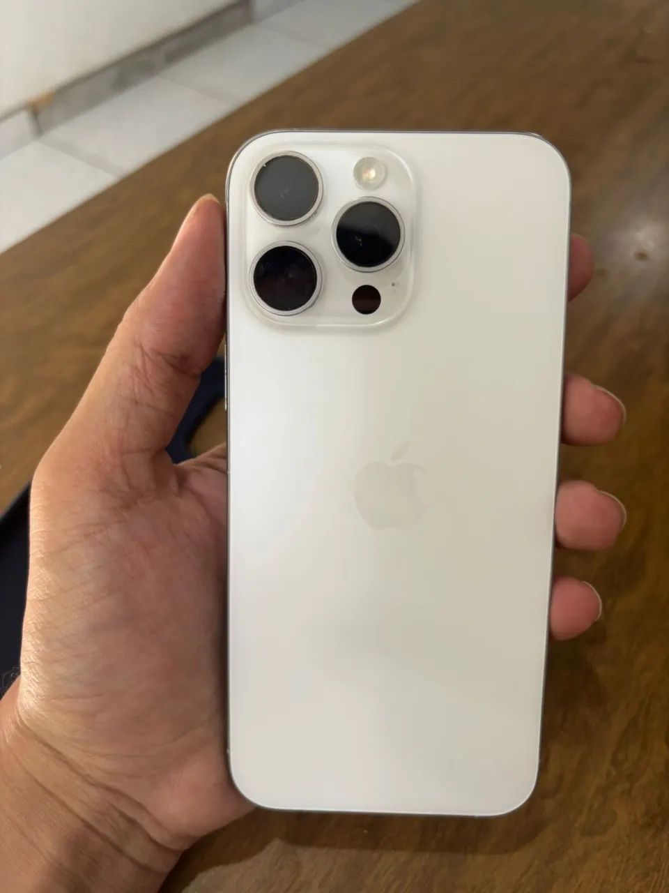 Vende se iPhone 16 pro Max 256 gigas - Foto 2