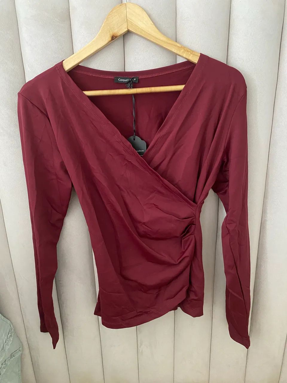 Blusa transpassada Coqueta nova - Foto 2